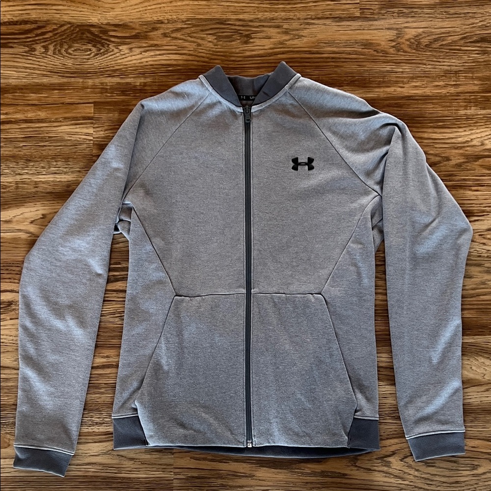 Under Armour full zip -Medium